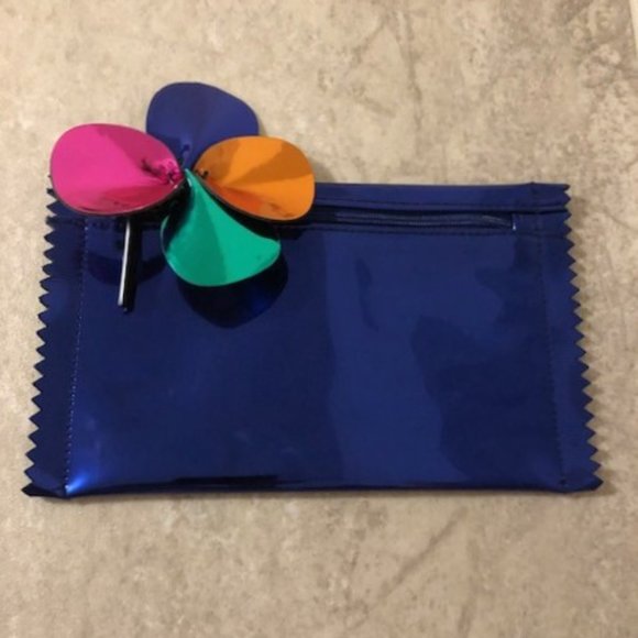 MAC Cosmetics Handbags - 3/$12 MAC Cosmetics Make-Up Bag w/ Detachable Flower